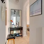 Apartment Azzuro Living - Prime Location By Lion
