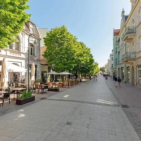 Azzuro Living - Cozy Two Bedroom Spot By The & Town By Lion Sopot