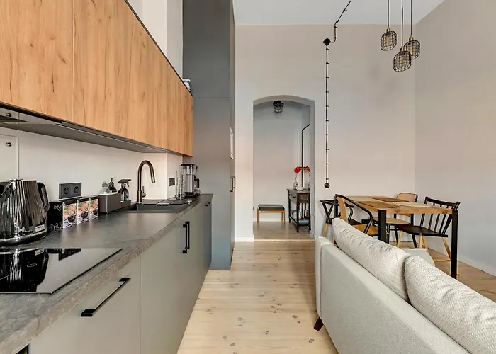 Azzuro Living - Prime Location By Lion