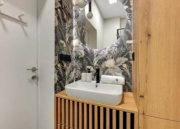 Azzuro Living - Cozy Two Bedroom Spot By The & Town By Lion * Sopot